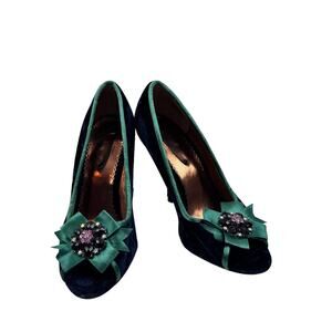 Poetic Licence Navy Crushed Velvet Green Satin Bow Feminine Pumps Women's 8.5